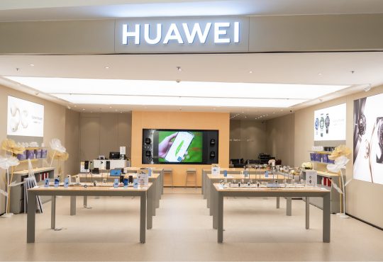 HUAWEI Experience Store